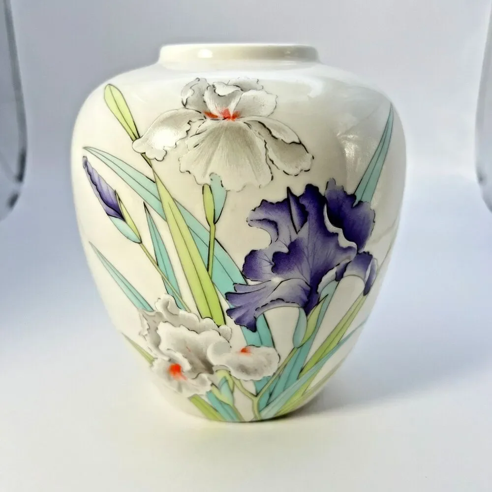 Otagiri Japan Iris Bouquet Vase White and Purple Iris Flowers 5ins high